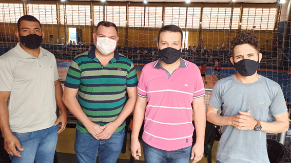 Vereadores de Américo prestigiando o evento. (Imagem: Denílson Lopes de Andrade).